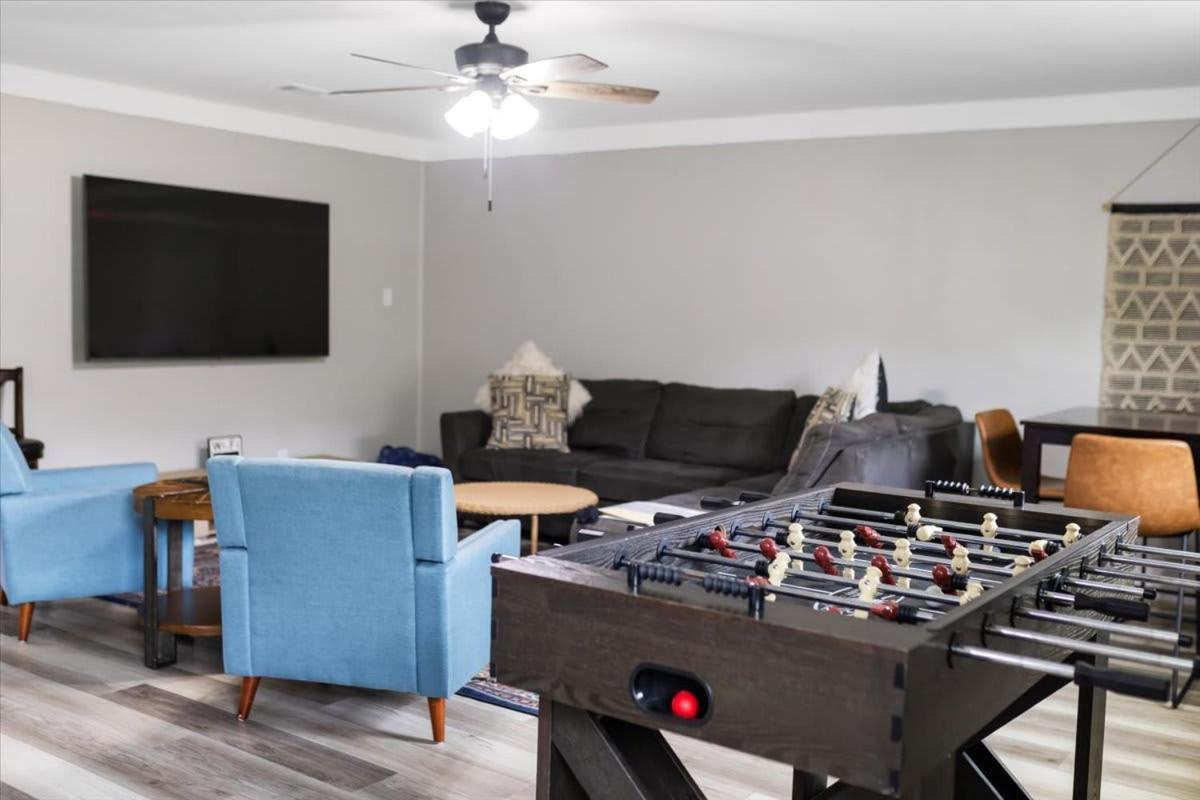 Ranch Home Gem 5Br Home Sleeps 12 With Game Room Gulfport Kültér fotó