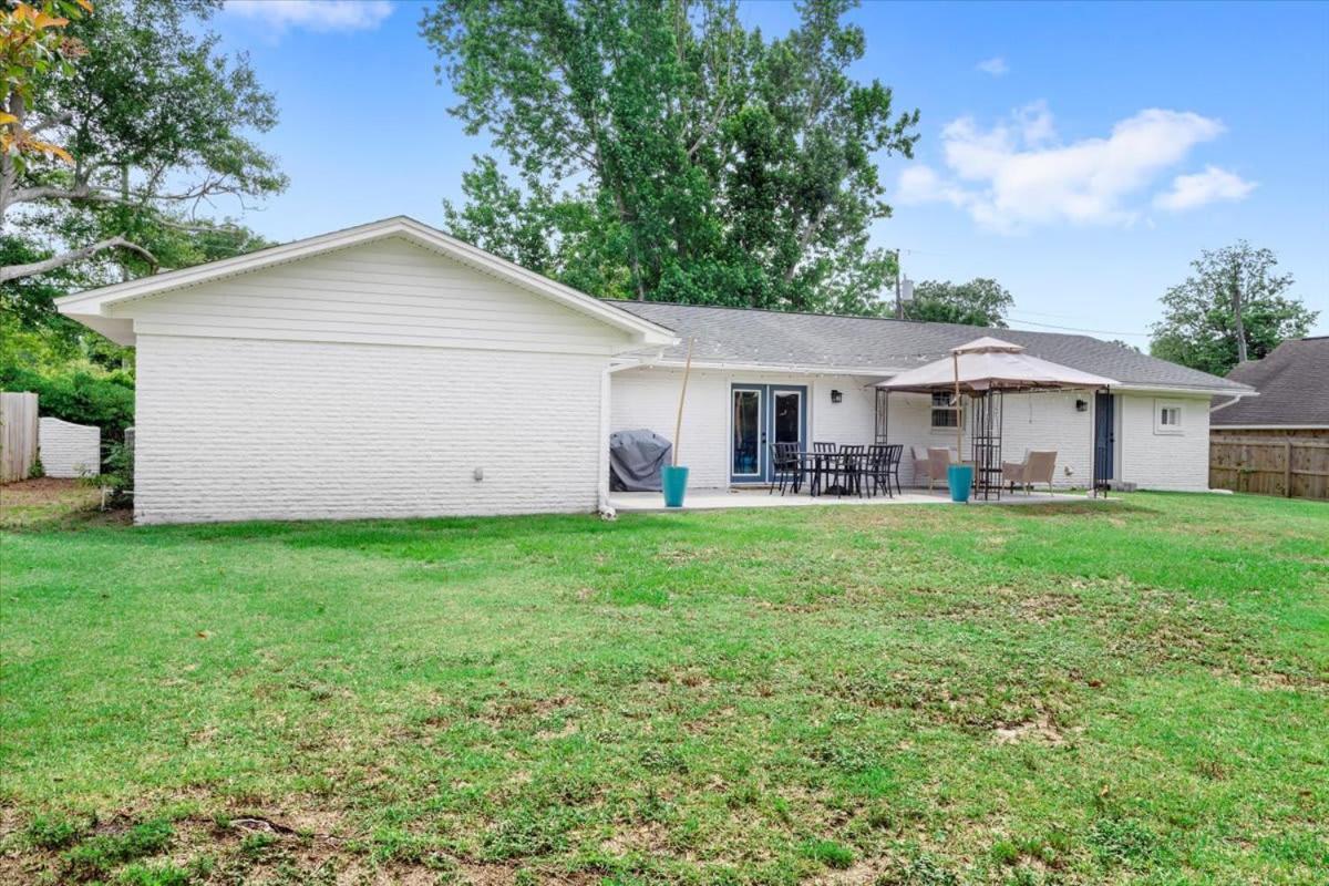 Ranch Home Gem 5Br Home Sleeps 12 With Game Room Gulfport Kültér fotó